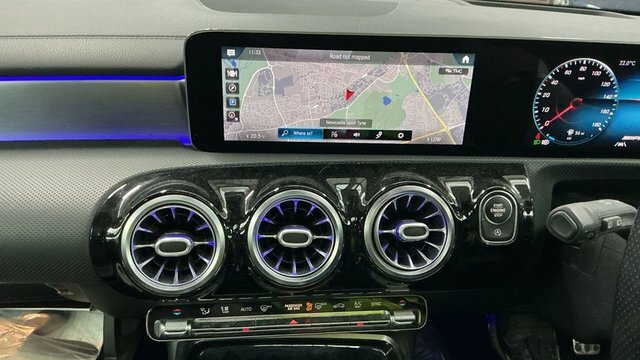 Mercedes-Benz CLA Class 2019 2.0 Cla35 Amg Premium Plus Shooting Brake 5 White #6