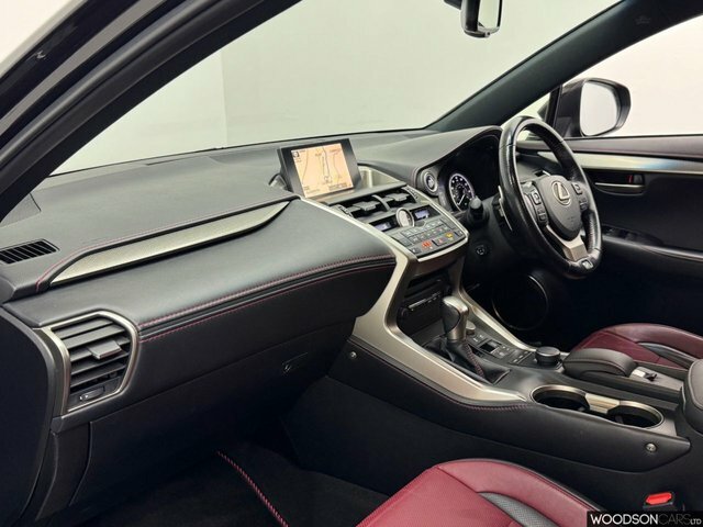 Lexus NX 2017 2.5 300H F Sport Suv Hybrid E-cvt Black #3