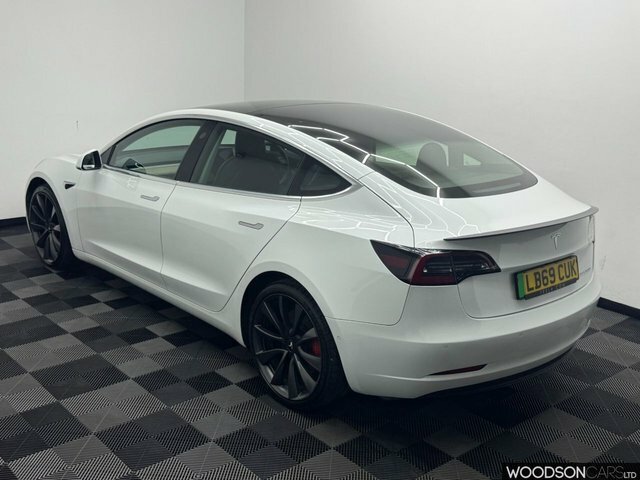 Tesla Model 3 2020 Dual Motor Performance Saloon LB69CUK White #2
