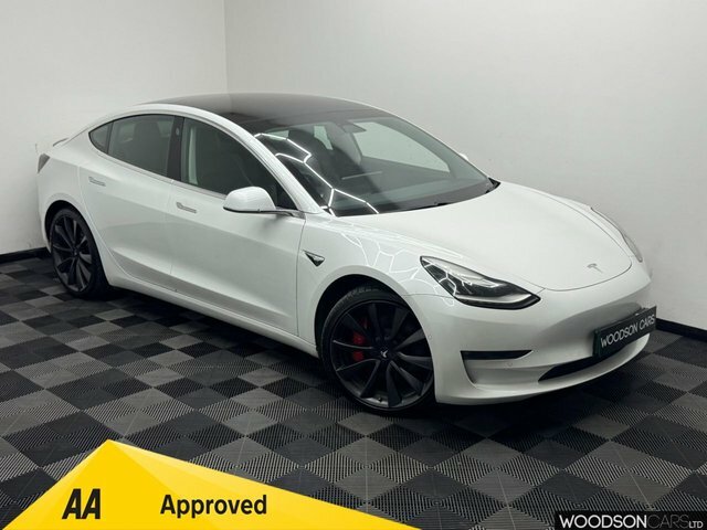 Tesla Model 3 2020 Dual Motor Performance Saloon White