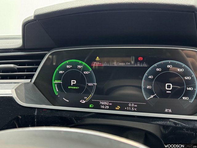 Audi E-tron 2020 50 Technik Suv Quattro 71.2 NL20WWH Blue #6