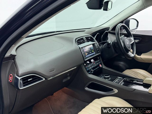 Jaguar F-Pace 2017 2.0 P300 Portfolio Suv Awd Eu JB64JON Blue #3