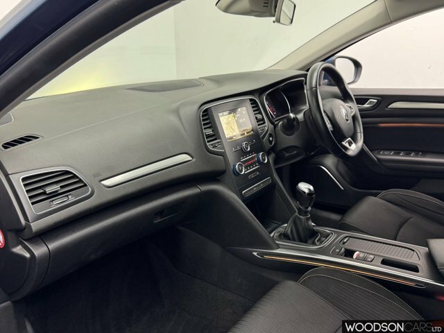 Renault Megane 2019 1.3 Tce Iconic Sport Tourer Blue #3