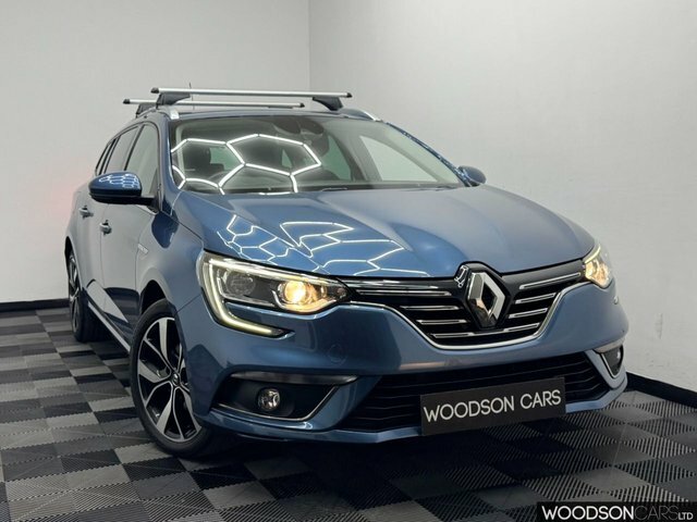 Renault Megane Hatchback Black #36