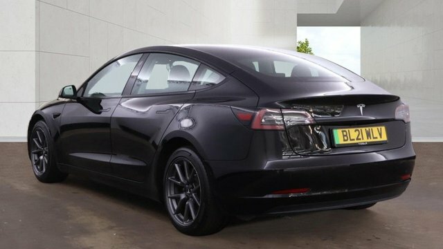 Tesla Model 3 2021 Standard Range Plus Saloon Black