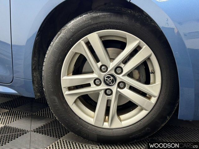 Toyota Corolla Hatchback 1.8 Grey #35