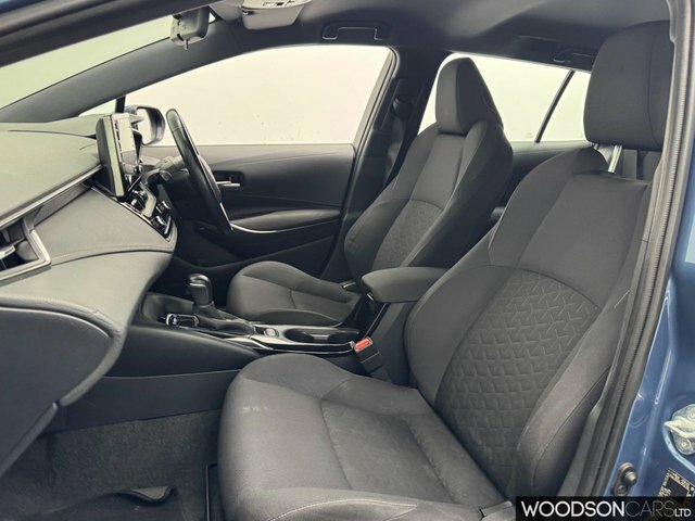 Toyota Corolla 2019 1.8 Vvt-h Icon Touring Sports Hybr Blue #4