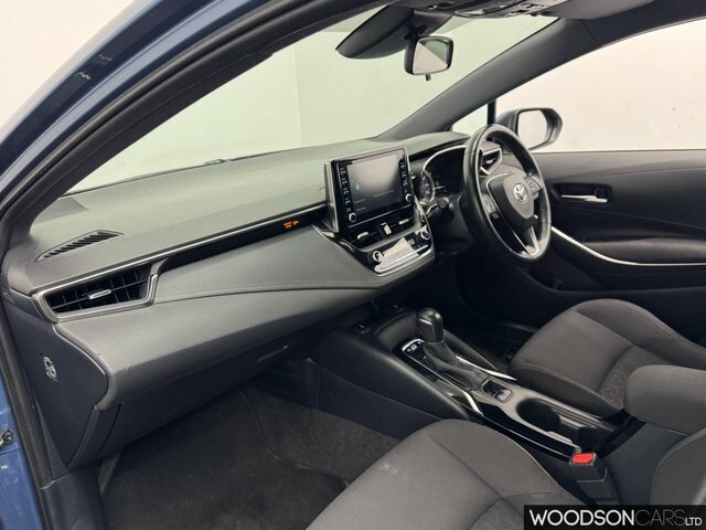 Toyota Corolla 2019 1.8 Vvt-h Icon Touring Sports Hybr Blue #3