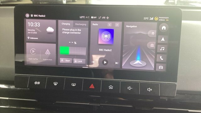 MG MG4 2023 64Kwh Trophy Long Range Hatchback Electri Black #5