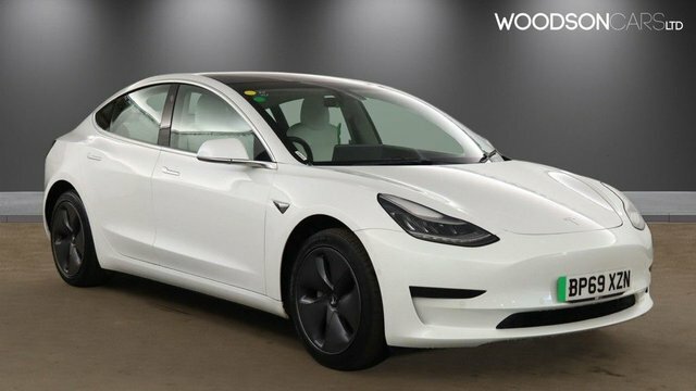 Tesla Model 3 2019 Standard Range Plus Saloon White