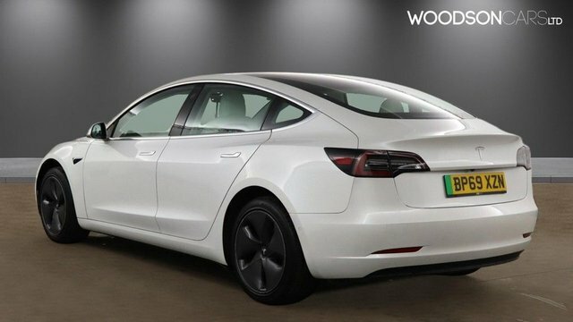 Tesla Model 3 2019 Standard Range Plus Saloon White #2