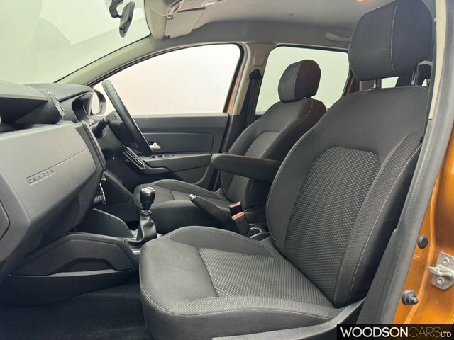 Dacia Duster 2020 1.3 Tce Comfort Suv Euro 6 Orange #4