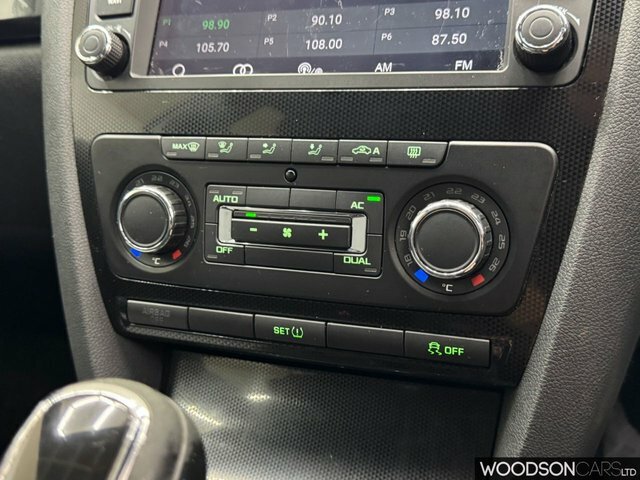 Skoda Octavia Elegance Tdi Cr #12