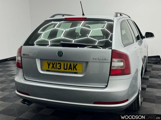 Skoda Octavia Elegance Tdi Cr #20