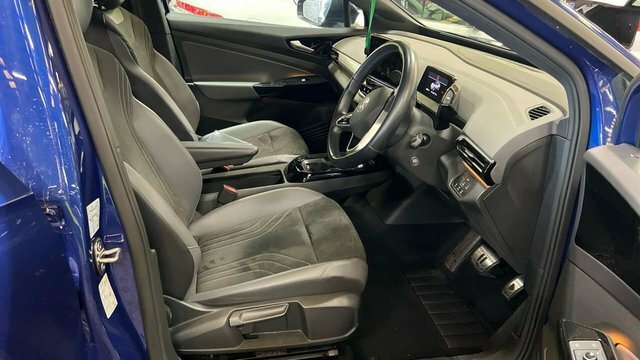 Volkswagen ID.4 2022 Pure 52Kwh Life Suv 148 Ps Blue #3