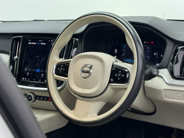 Volvo V60 2.0 B3 Mhev Plus Dct Euro 6 Ss #34