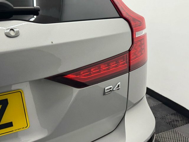 Volvo V60 2.0 B3 Mhev Plus Dct Euro 6 Ss #54