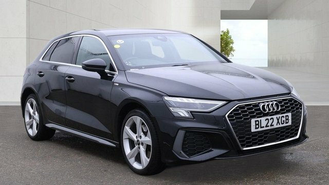 Audi A3 2022 1.4 Tfsie 40 S Line Sportback Plug Black