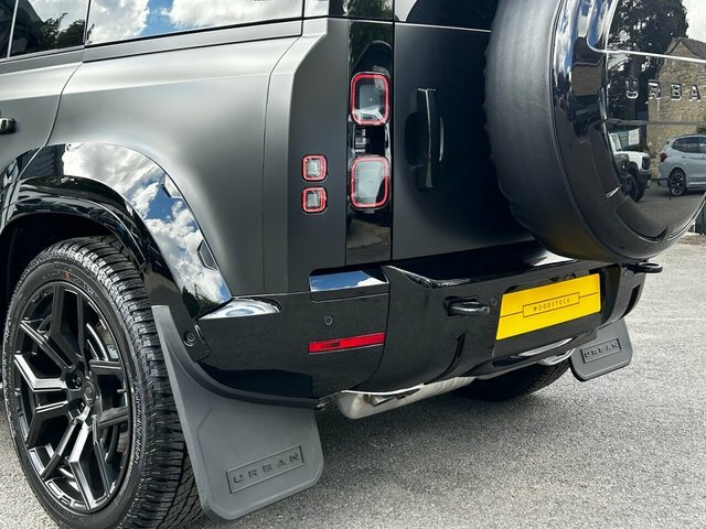 Land Rover Defender 110 3.0 D250 Mhev X-dynamic Se 4Wd Euro 6 Ss 5 Black #24