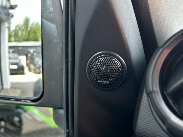 Suzuki Jimny Sierra 1.5 4Wd 4 Seater Grey #33