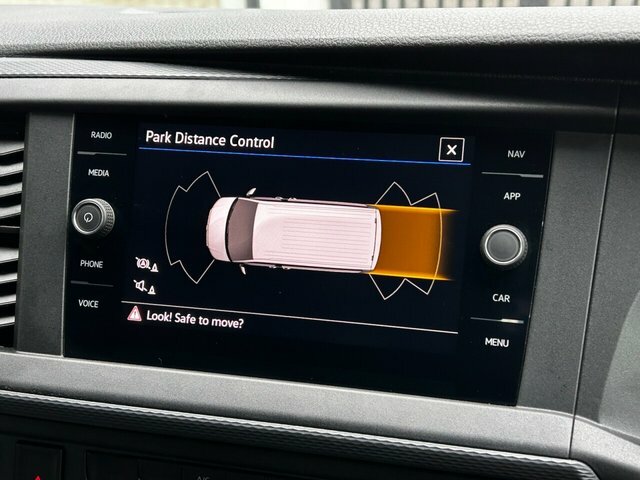 Volkswagen Transporter Startline White #29