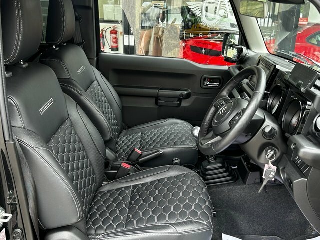 Suzuki Jimny Allgrip White #34