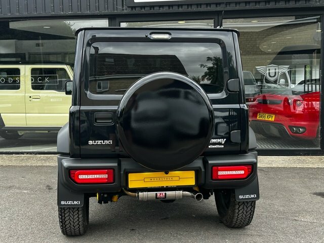Suzuki Jimny Allgrip White #18