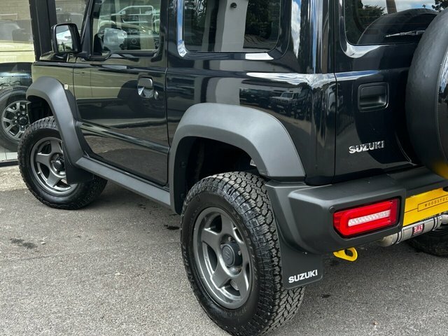 Suzuki Jimny Allgrip White #15