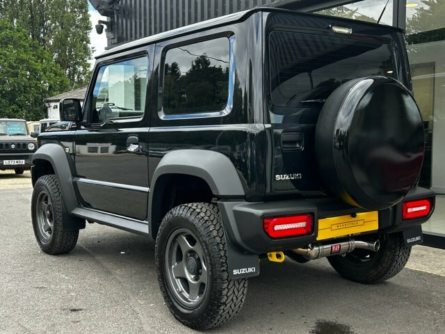 Suzuki Jimny Allgrip White #19