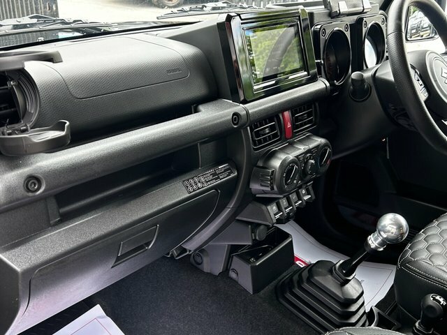 Suzuki Jimny Allgrip White #33