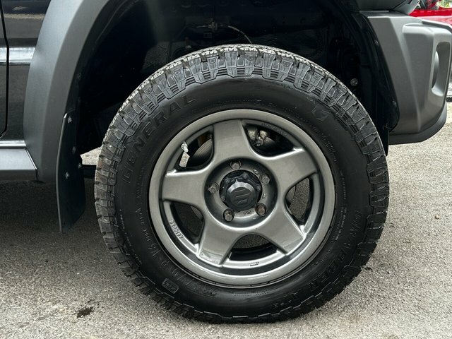 Suzuki Jimny Allgrip White #25