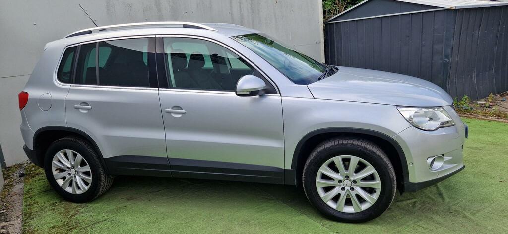 Volkswagen Tiguan Match Tdi 4Motion 140 Silver #4