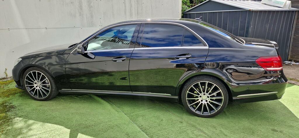 Mercedes-Benz E Class E220 Se Cdi Black #5