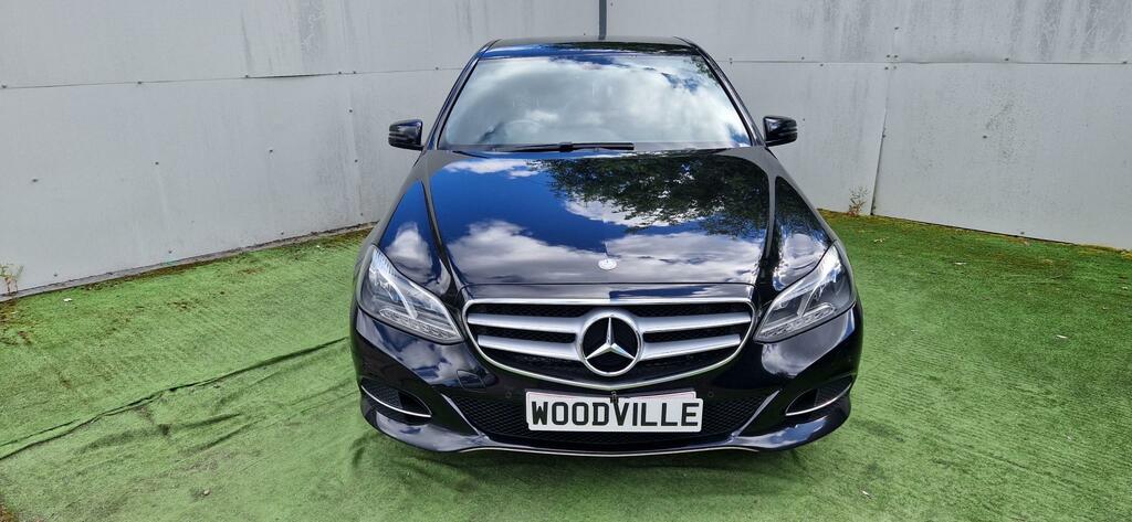 Mercedes-Benz E Class E220 Se Cdi Black #2