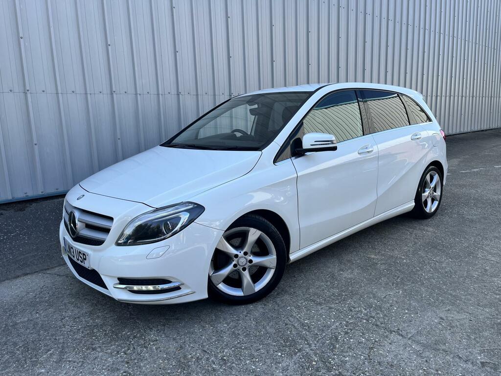 Mercedes-Benz B Class 1.8 B180 Cdi Blueefficiency Sport Mpv M LN13USP White