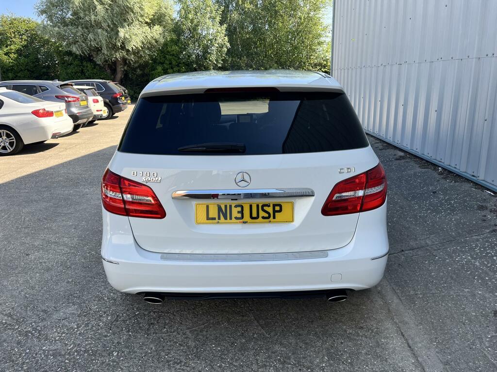 Mercedes-Benz B Class 1.8 B180 Cdi Blueefficiency Sport Mpv M LN13USP White #4