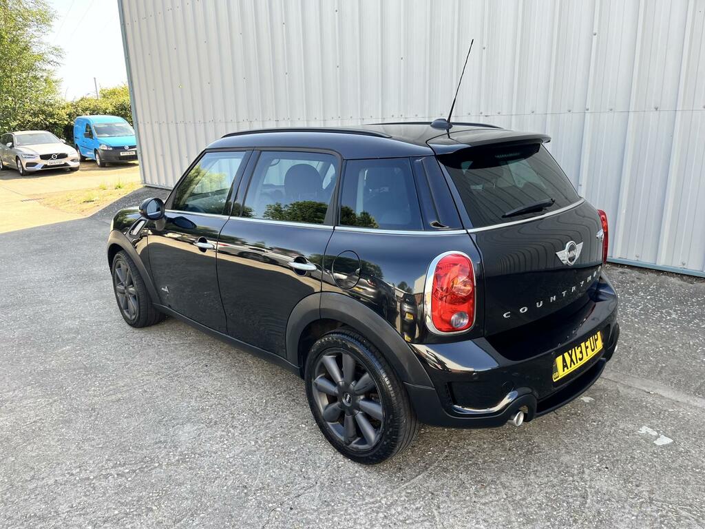 Mini Countryman 1.6 Cooper D Suv Black #2