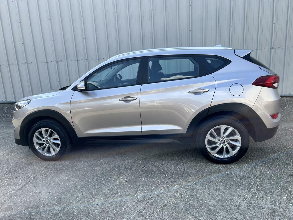 Hyundai Tucson 1.6 Gdi Blue Drive Se Suv Euro 6 ASZ1443 White #2