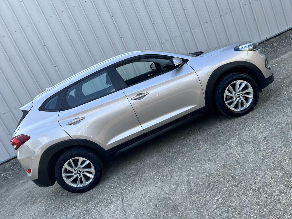 Hyundai Tucson 1.6 Gdi Blue Drive Se Suv Euro 6 ASZ1443 White #6