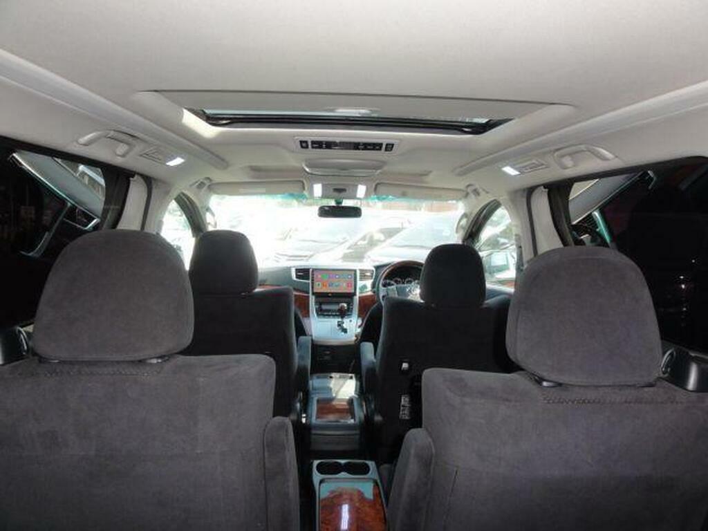 Toyota Vellfire Vellfire White #17