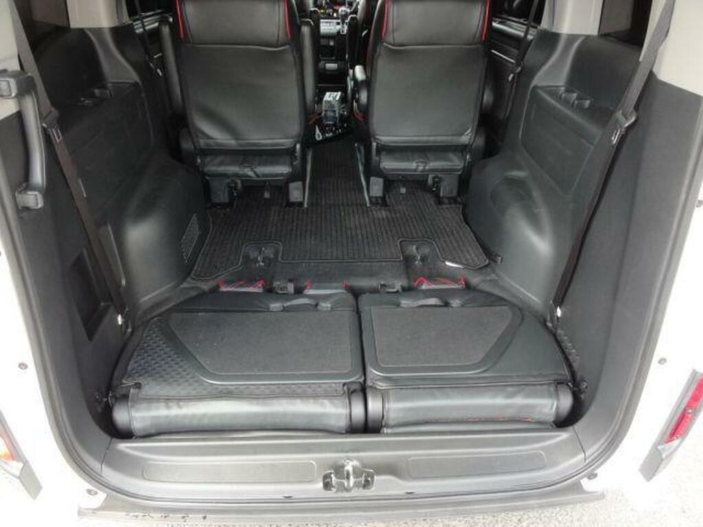 Honda StepWagon Import 5-Door Blue #15