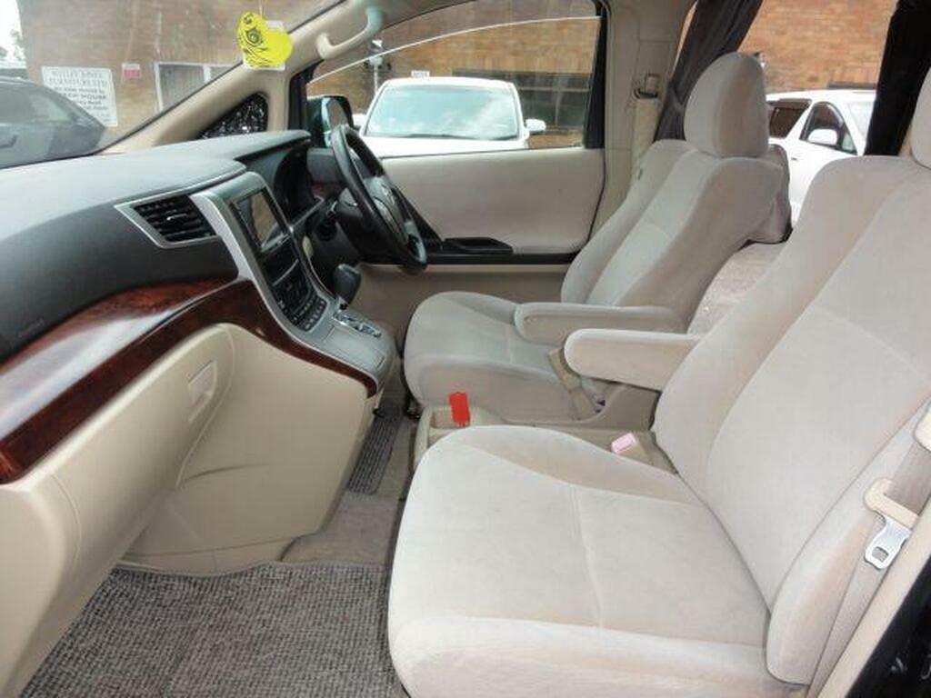 Toyota Vellfire Mpv 200909 White #18