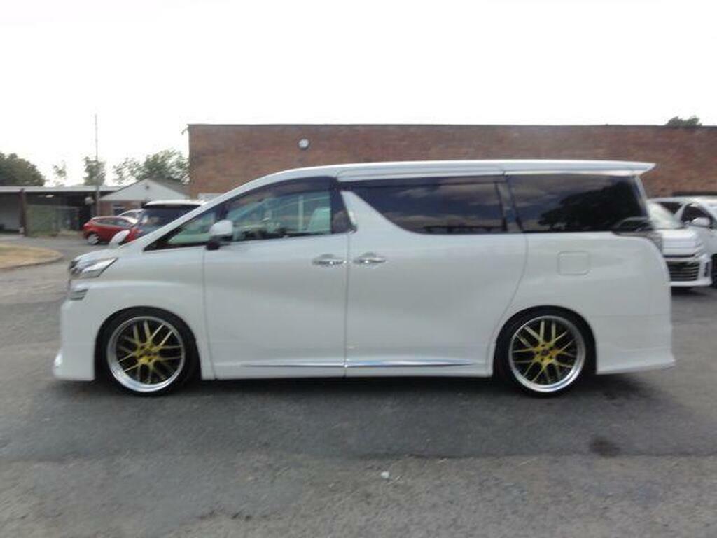 Toyota Vellfire 3.5 Executive Captain Lounge Edition White #11