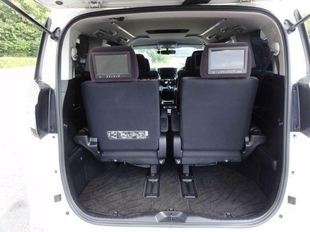 Toyota Vellfire 3.5 Executive Captain Lounge Edition White #14