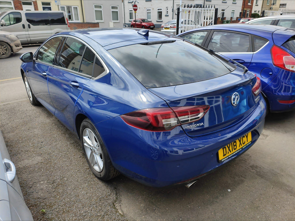 Vauxhall Insignia 2.0 Turbo D Blueinjection Sri Nav Grand Sport Euro DX18XCY Blue #3