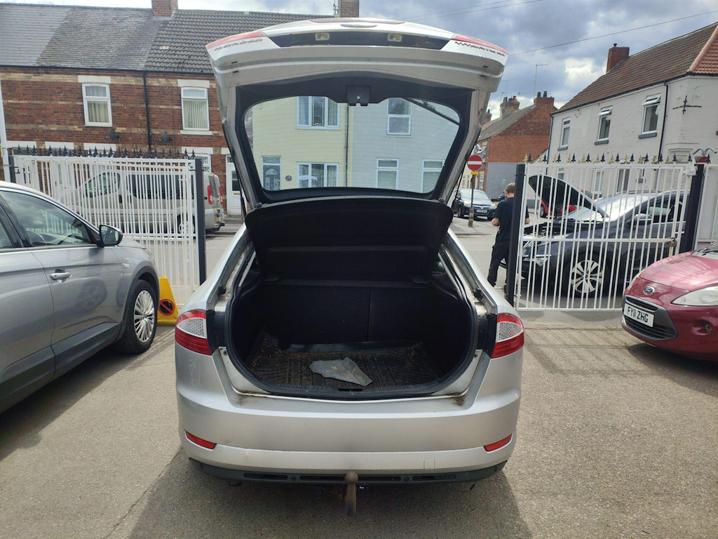 Ford Mondeo 2.0 Tdci Titanium Silver #6