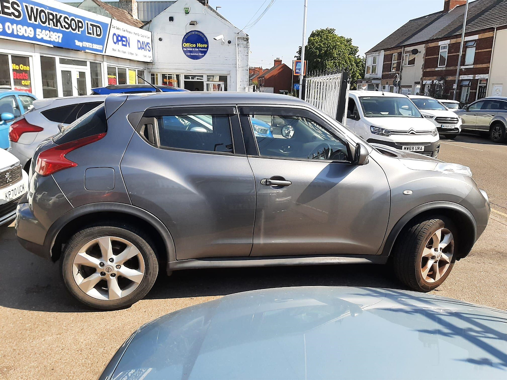 Nissan Juke 2012 1.5 Dci 8V Shiro Suv Euro 5 Black #6