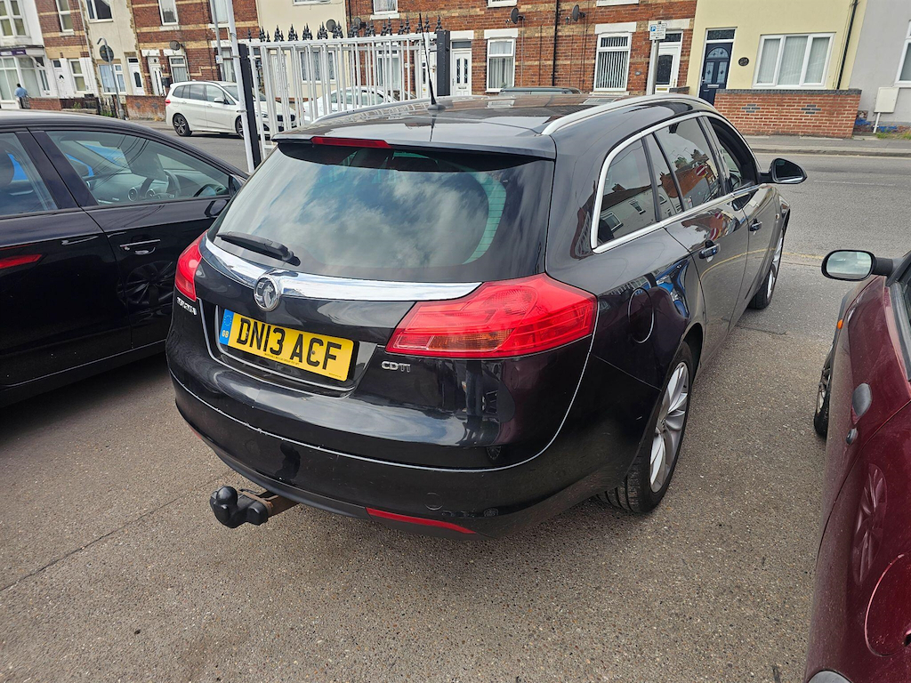 Vauxhall Insignia 2.0 Cdti Ecoflex Sri Sports Tourer Euro 5 Ss DN13ACF Black #6