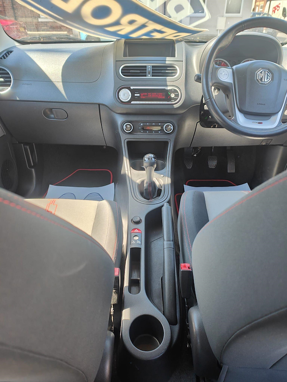 MG MG3 1.5 Vti-tech 3Style Lux Red #14