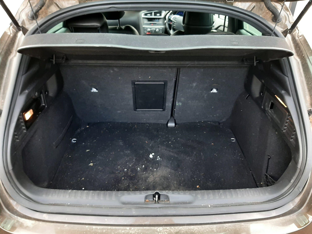 Citroen DS4 2.0 Hdi Dstyle 161 Bhp White #9